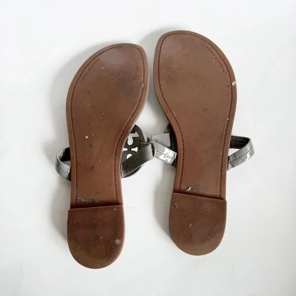 Tory Burch Gray Patent Leather Miller Sandals Size 8.5 - Picture 7 of 8